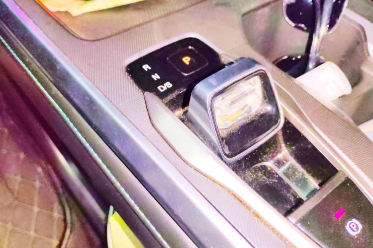 Used GAC Trumpchi GS3 2023 Shadow Speed 270T Enjoyment Edition Gear Lever
