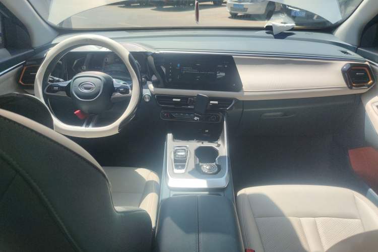Used GAC Trumpchi GS3 2023 Shadow Speed 270T Enjoyment Edition Interior 2