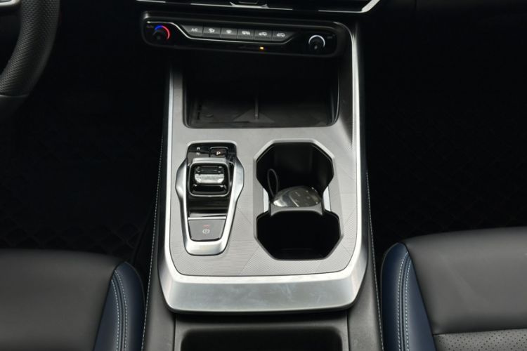 Used GAC Trumpchi GS3 2023 Shadow Speed 270T Dynamic Intelligence Edition Interior 4