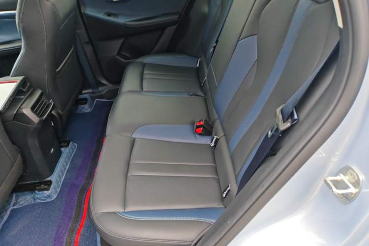 Used GAC Trumpchi GS3 2023 Shadow Speed 270T Enjoyment Edition Left Rear Seat