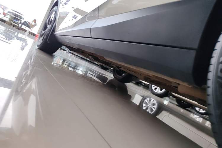 Used GAC Trumpchi GS3 2023 Shadow Speed 270T Enjoyment Edition Left Side Sill
