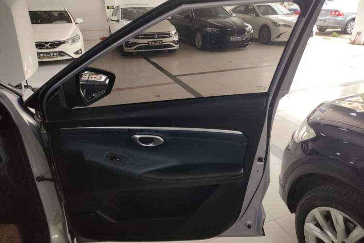 Used GAC Trumpchi GS3 2023 Shadow Speed 270T Enjoyment Edition Right Front Door Interior