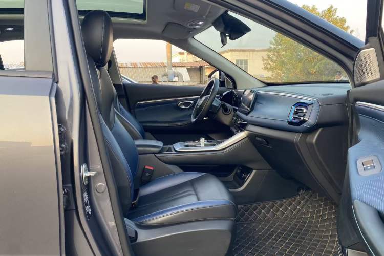 Used GAC Trumpchi GS3 2023 Shadow Speed 270T Dynamic Intelligence Edition Right Front Seat