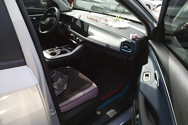 Used GAC Trumpchi GS3 2023 Yingsu 270T Jingqu Edition Right Front Seat