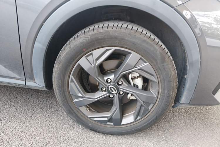 Used GAC Trumpchi GS3 2023 Shadow Speed 270T Enjoyment Edition Right Front Wheel Hub