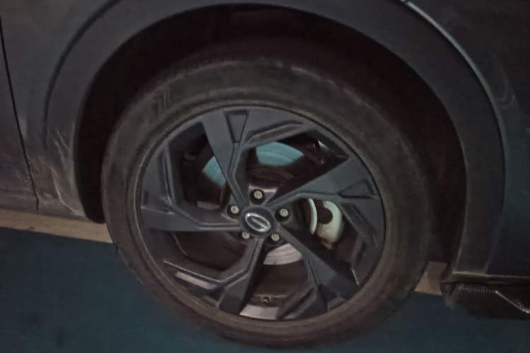 Used GAC Trumpchi GS3 2023 Shadow Speed 270T Enjoyment Edition Right Front Wheel Hub