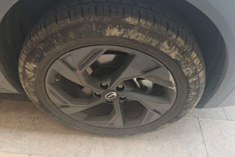 Used GAC Trumpchi GS3 2023 Shadow Speed 270T Enjoyment Edition Right Front Wheel Hub