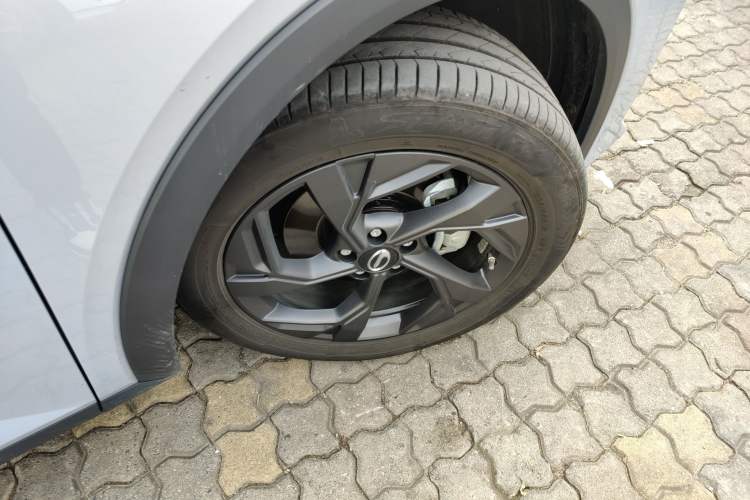 Used GAC Trumpchi GS3 2023 Shadow Speed 270T Enjoyment Edition Right Front Wheel Hub
