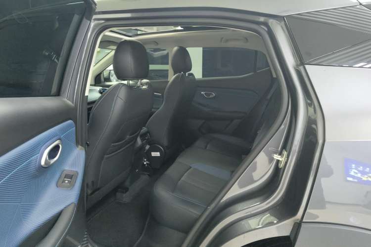 Used GAC Trumpchi GS3 2023 Shadow Speed 270T Enjoyment Edition Right Rear Seat