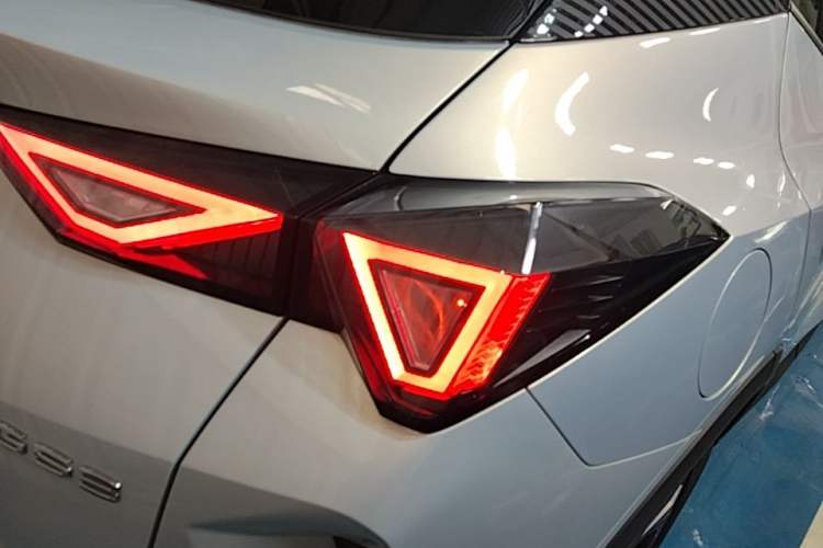 Used GAC Trumpchi GS3 2023 Shadow Speed 270T Enjoyment Edition Right Rear Taillight
