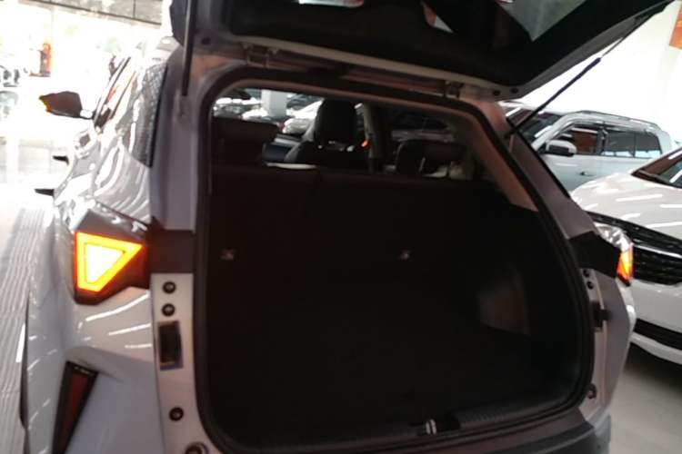 Used GAC Trumpchi GS3 2023 Shadow Speed 270T Enjoyment Edition Trunk