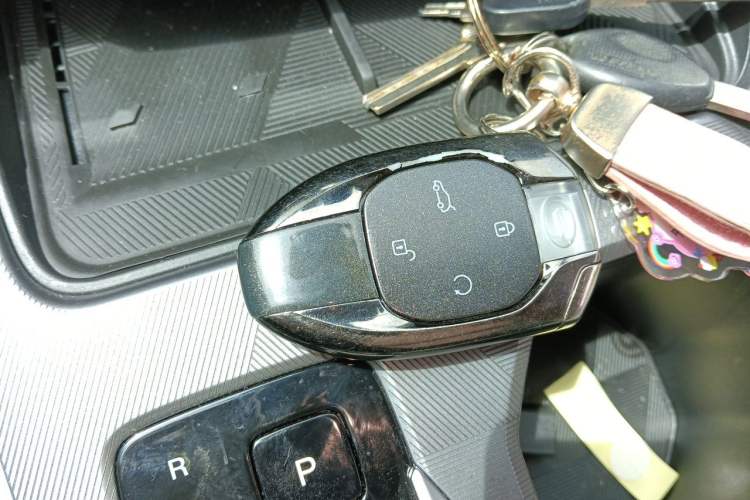 Used GAC Trumpchi GS3 2023 Shadow Speed 270T Dynamic Intelligence Edition Vehicle Key