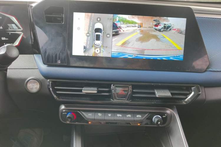 Used GAC Trumpchi GS3 2023 Shadow Speed 270T Enjoyment Edition Audio And AC Panel