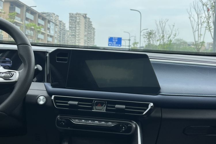 Used GAC Trumpchi GS3 2023 Shadow Speed 270T Enjoyment Edition Audio And AC Panel
