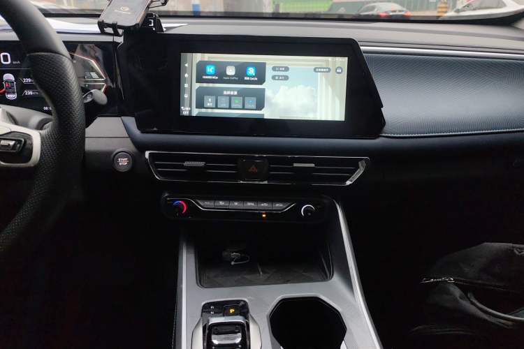 Used GAC Trumpchi GS3 2023 Shadow Speed 270T Enjoyment Edition Audio And AC Panel