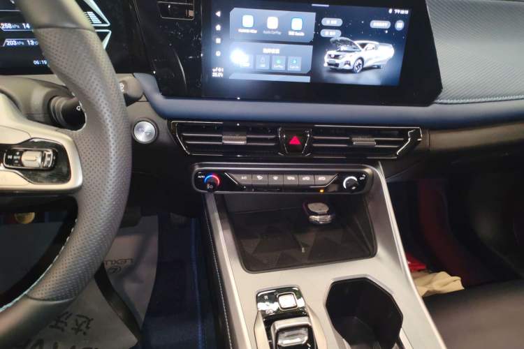 Used GAC Trumpchi GS3 2023 Shadow Speed 270T Enjoyment Edition Audio And AC Panel