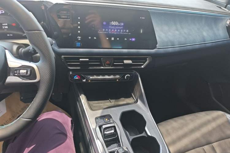 Used GAC Trumpchi GS3 2023 Shadow Speed 270T Enjoyment Edition Audio And AC Panel