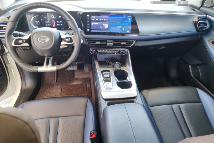 Used GAC Trumpchi GS3 2023 Shadow Speed 270T Dynamic Intelligence Edition Center Console