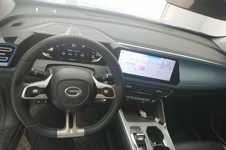 Used GAC Trumpchi GS3 2023 Shadow Speed 270T Dynamic Intelligence Edition Center Console