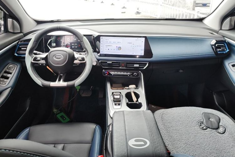 Used GAC Trumpchi GS3 2023 Shadow Speed 270T Dynamic Intelligence Edition Center Console