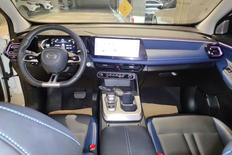 Used GAC Trumpchi GS3 2023 Shadow Speed 270T Dynamic Intelligence Edition Center Console