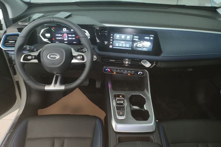 Used GAC Trumpchi GS3 2023 Shadow Speed 270T Enjoyment Edition Center Console
