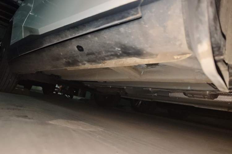Used GAC Trumpchi GS3 2023 Yingsu 270T Jingqu Edition Chassis Front Right