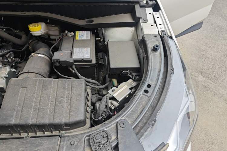 Used GAC Trumpchi GS3 2023 Shadow Speed 270T Enjoyment Edition Engine Bay Left