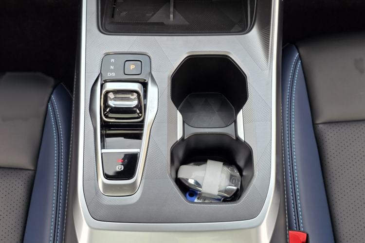 Used GAC Trumpchi GS3 2023 Shadow Speed 270T Dynamic Intelligence Edition Gear Lever