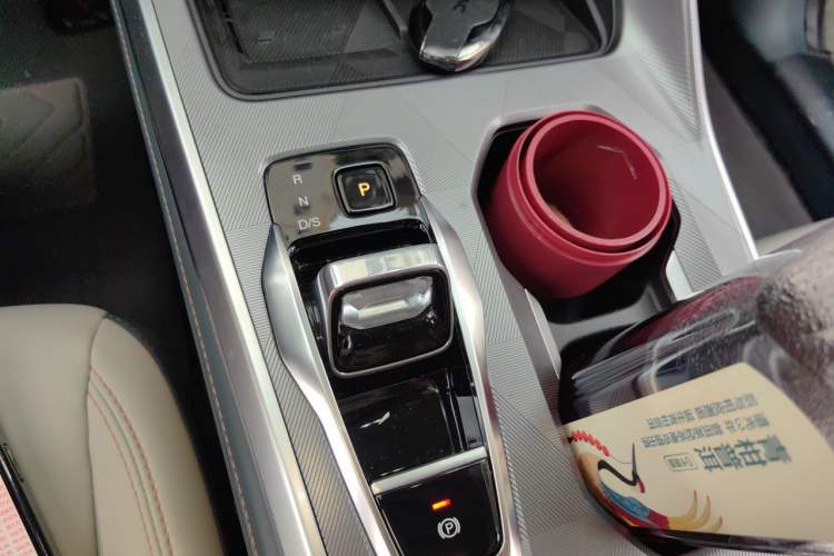Used GAC Trumpchi GS3 2023 Shadow Speed 270T Dynamic Intelligence Edition Gear Lever