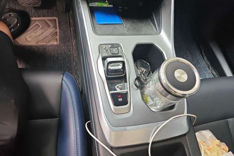 Used GAC Trumpchi GS3 2023 Shadow Speed 270T Enjoyment Edition Gear Lever