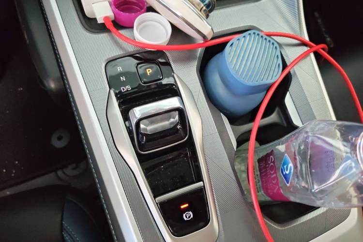 Used GAC Trumpchi GS3 2023 Shadow Speed 270T Enjoyment Edition Gear Lever