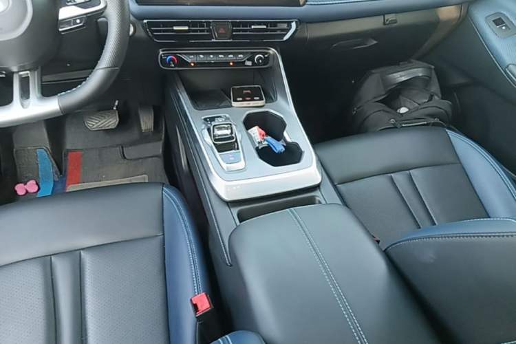Used GAC Trumpchi GS3 2023 Shadow Speed 270T Dynamic Intelligence Edition Gear Lever