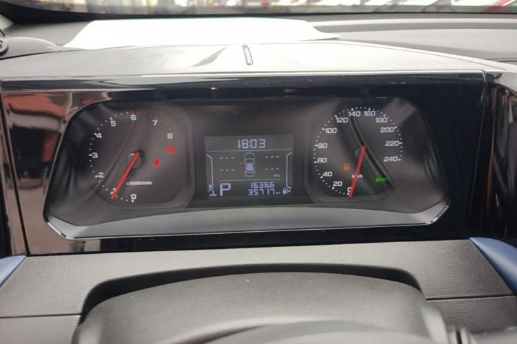 Used GAC Trumpchi GS3 2023 Yingsu 270T Jingqu Edition Instrument Cluster