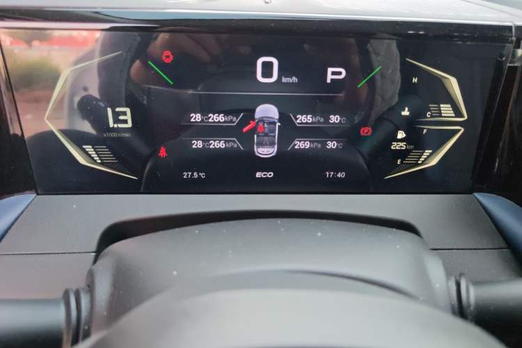 Used GAC Trumpchi GS3 2023 Shadow Speed 270T Enjoyment Edition Instrument Cluster