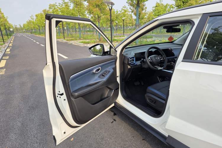 Used GAC Trumpchi GS3 2023 Shadow Speed 270T Dynamic Intelligence Edition Interior 3