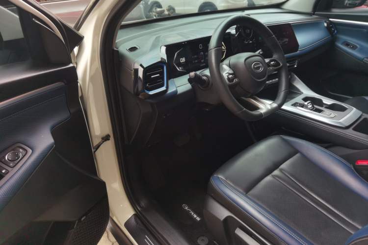 Used GAC Trumpchi GS3 2023 Shadow Speed 270T Enjoyment Edition Interior 3