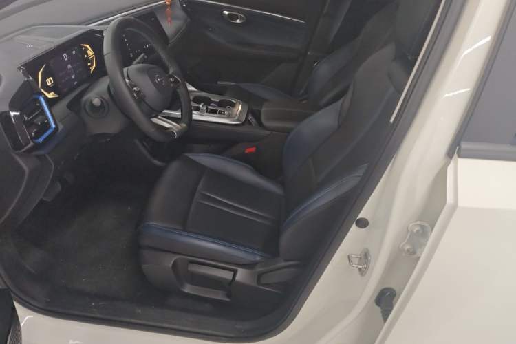 Used GAC Trumpchi GS3 2023 Shadow Speed 270T Enjoyment Edition Interior 3