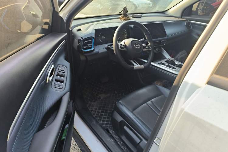 Used GAC Trumpchi GS3 2023 Shadow Speed 270T Enjoyment Edition Interior 3