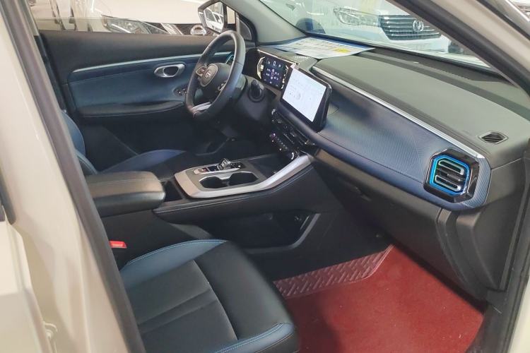 Used GAC Trumpchi GS3 2023 Shadow Speed 270T Dynamic Intelligence Edition Interior 7