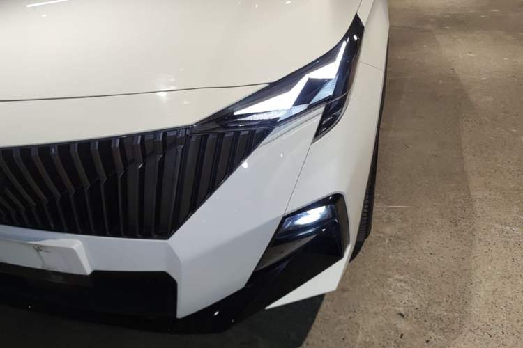Used GAC Trumpchi GS3 2023 Shadow Speed 270T Dynamic Intelligence Edition Left Front Headlight