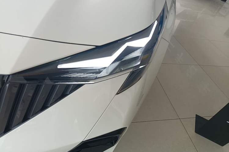 Used GAC Trumpchi GS3 2023 Shadow Speed 270T Dynamic Intelligence Edition Left Front Headlight
