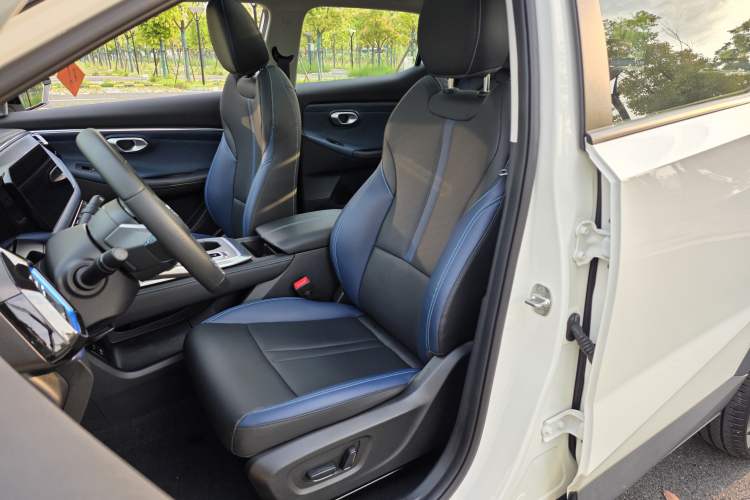 Used GAC Trumpchi GS3 2023 Shadow Speed 270T Dynamic Intelligence Edition Left Front Seat