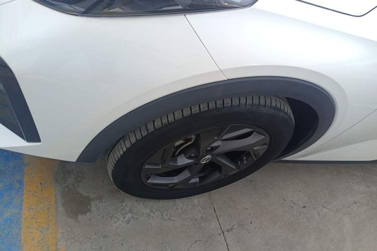 Used GAC Trumpchi GS3 2023 Shadow Speed 270T Enjoyment Edition Left Front Wheel Hub
