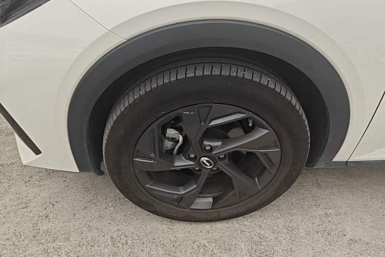 Used GAC Trumpchi GS3 2023 Shadow Speed 270T Enjoyment Edition Left Front Wheel Hub