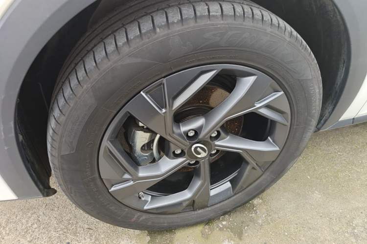 Used GAC Trumpchi GS3 2023 Shadow Speed 270T Enjoyment Edition Left Front Wheel Hub
