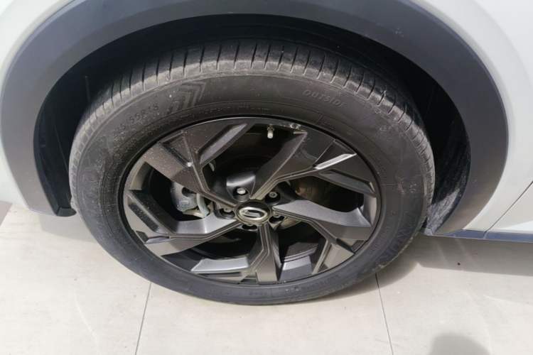 Used GAC Trumpchi GS3 2023 Shadow Speed 270T Enjoyment Edition Left Front Wheel Hub