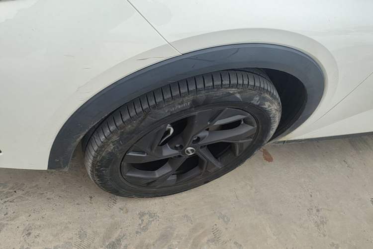 Used GAC Trumpchi GS3 2023 Shadow Speed 270T Enjoyment Edition Left Front Wheel Hub
