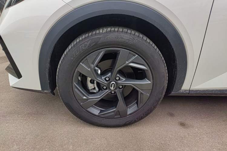Used GAC Trumpchi GS3 2023 Shadow Speed 270T Enjoyment Edition Left Front Wheel Hub