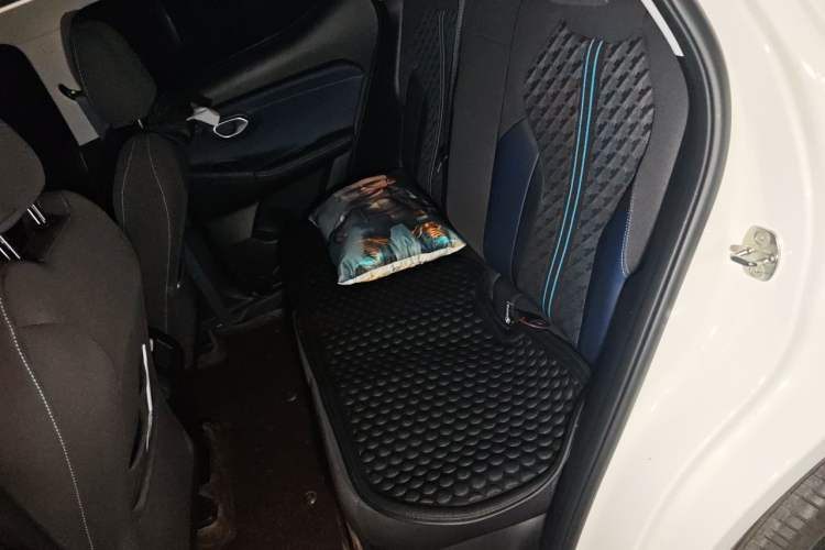 Used GAC Trumpchi GS3 2023 Yingsu 270T Jingqu Edition Left Rear Seat